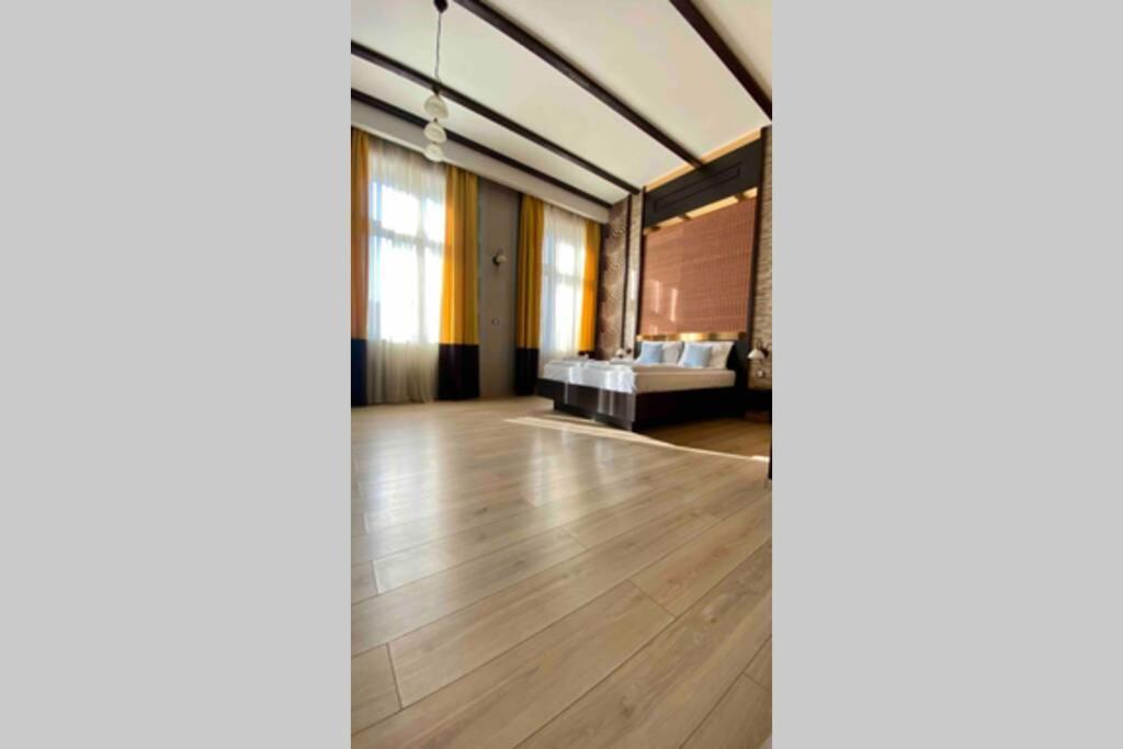 Safari Royal Apartment オラデア エクステリア 写真